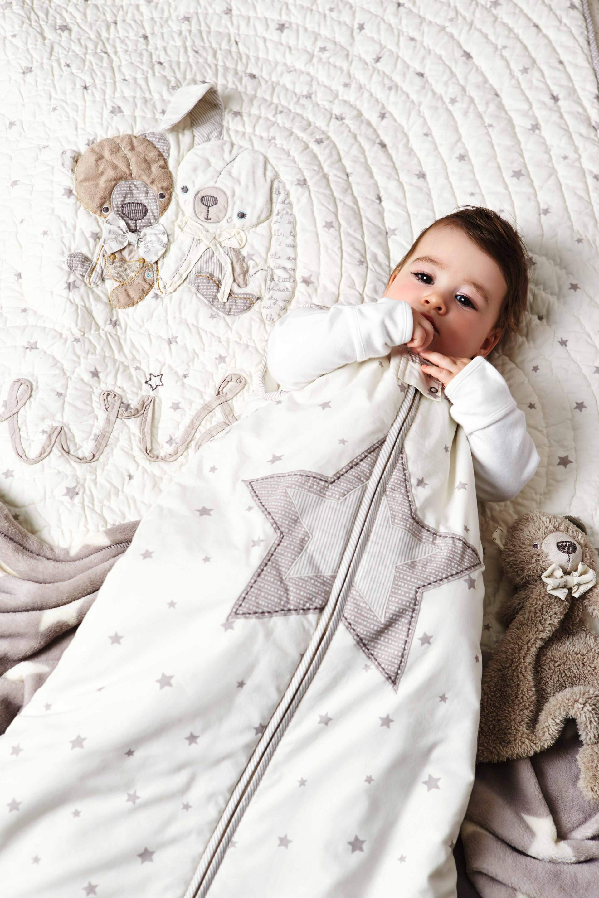 M_and_B_Baby_Dreampod_LS