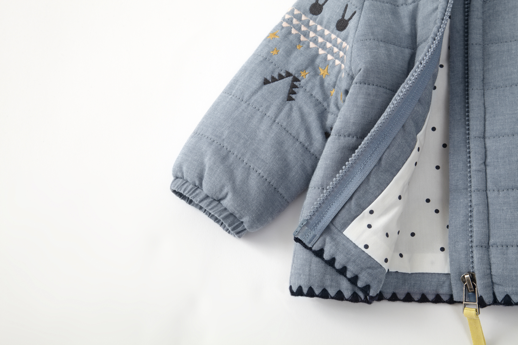 FIFI_LAPIN_TEASER_5_STYLED