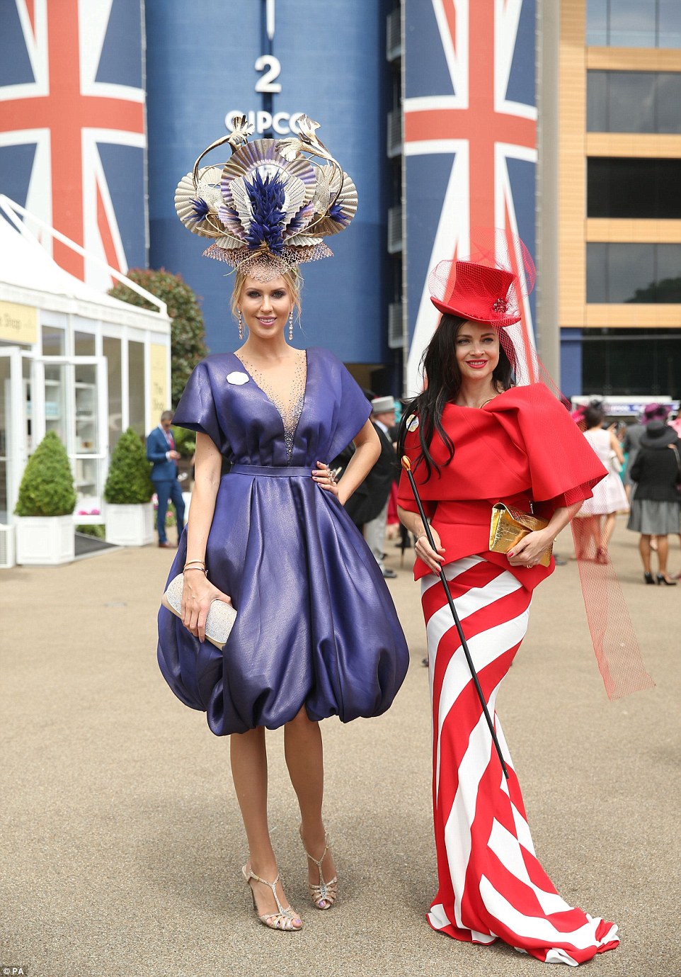 35659B5000000578-3646555-image-a-171_1466167560471